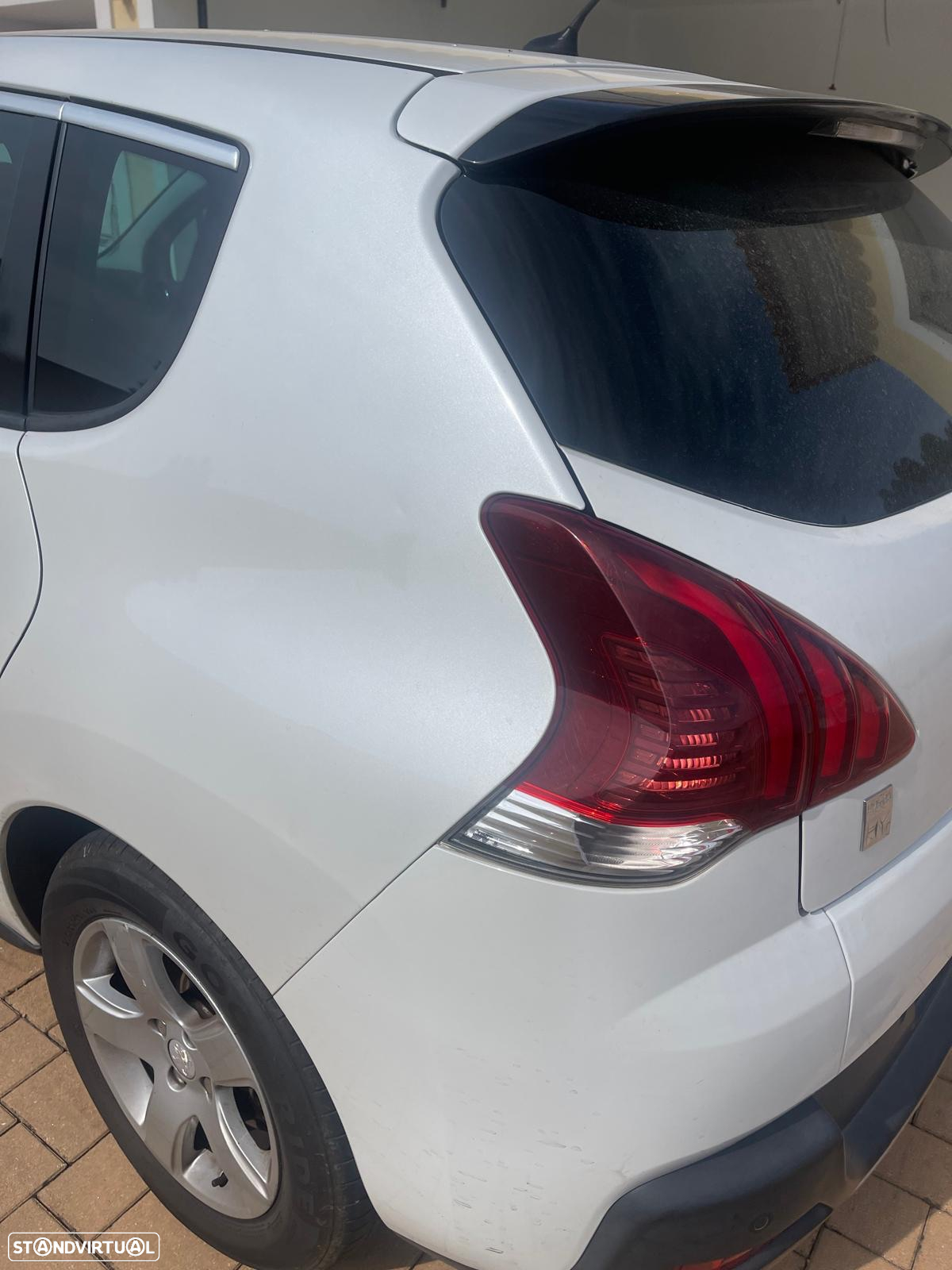 Peugeot 3008 2.0 HDi Hybrid4 - 7