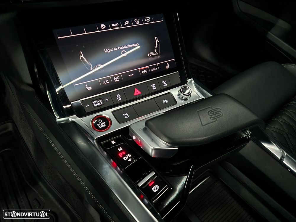 Audi e-tron S quattro - 21