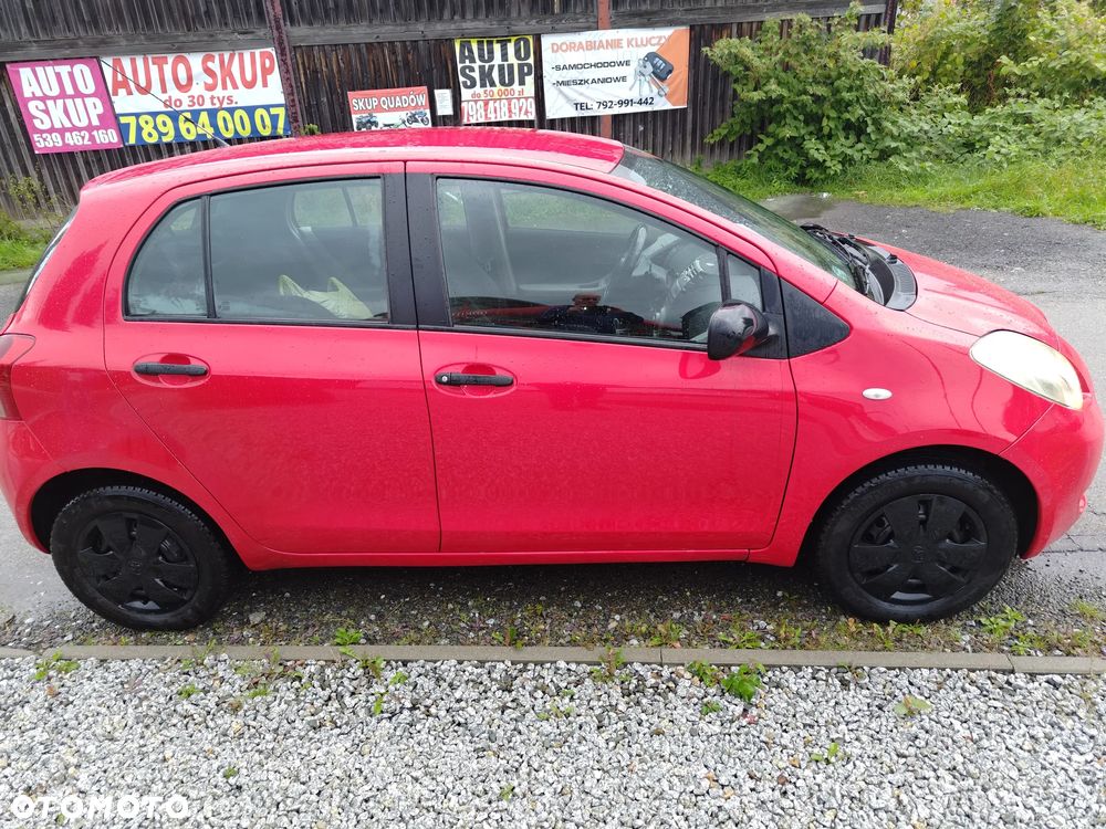 Toyota Yaris 1.0 Luna - 5