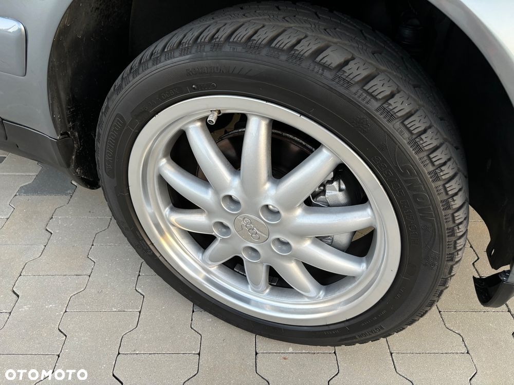 Audi A6 Avant 2.8 30V Quattro - 30