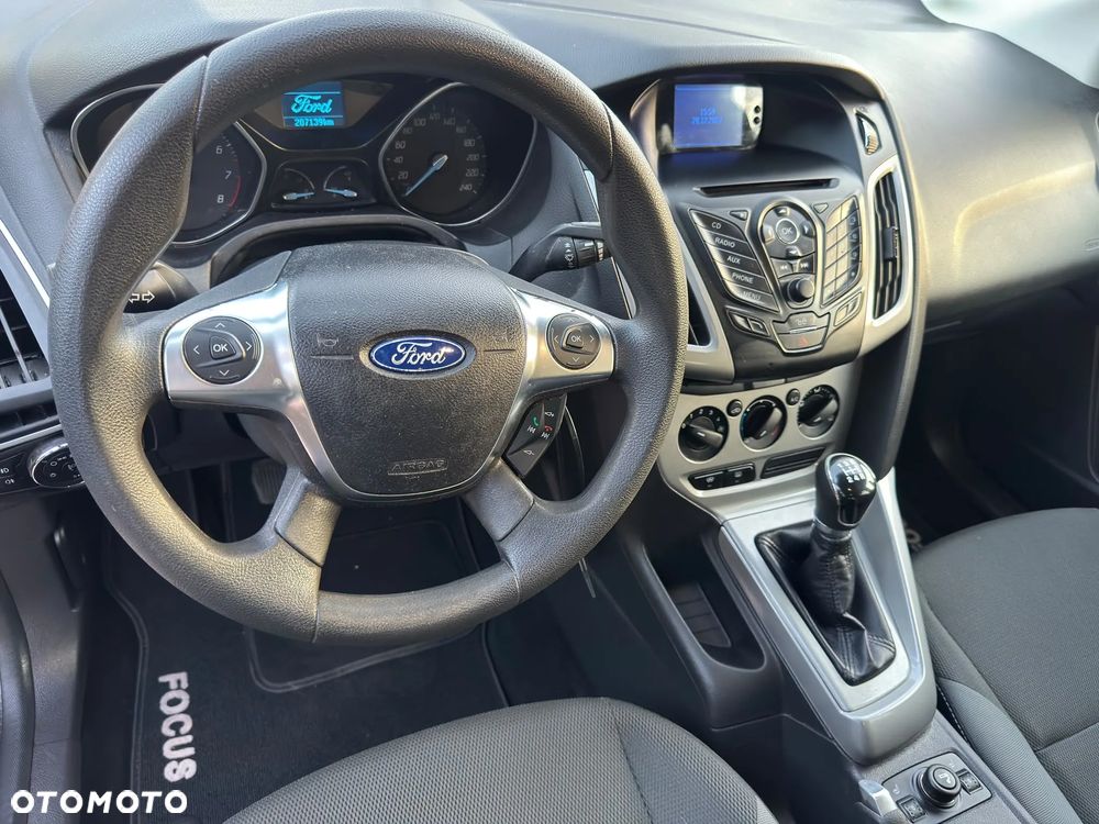 Ford Focus 1.6 TI-VCT Champions Edition - 13
