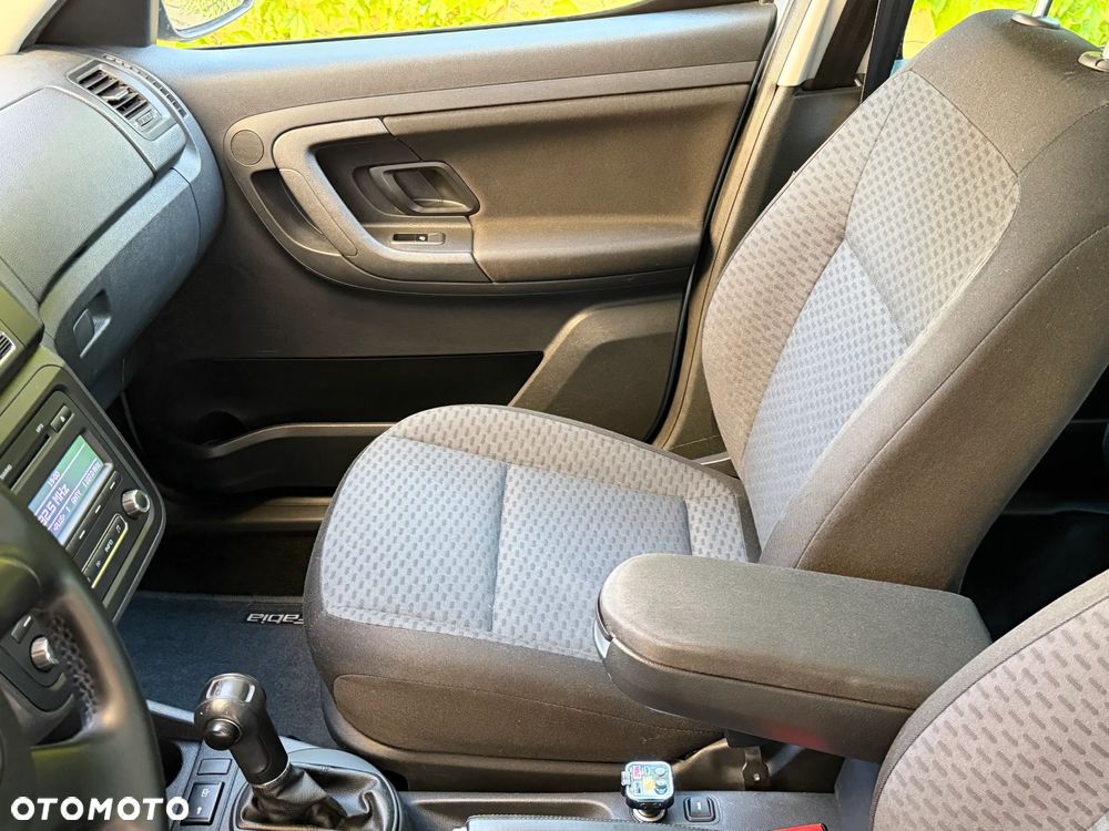 Skoda Roomster 1.2 TSI Elegance DSG - 25