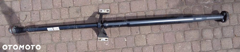WAŁ NAPĘDOWY AUDI A4 A5 8W B9 RS4 RS5 8W0521101D. - 2