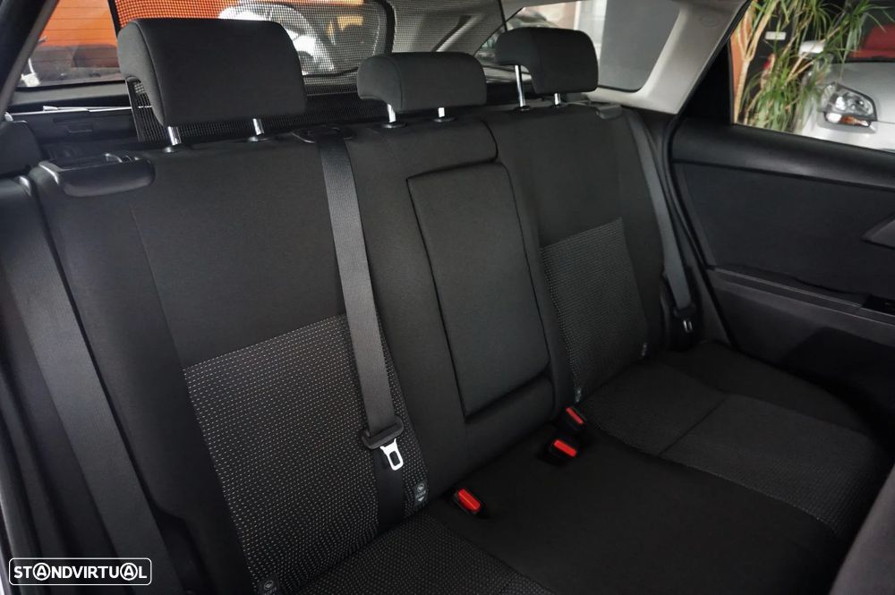 Toyota Auris Touring Sports 1.33 VVT-i Active+AC - 20