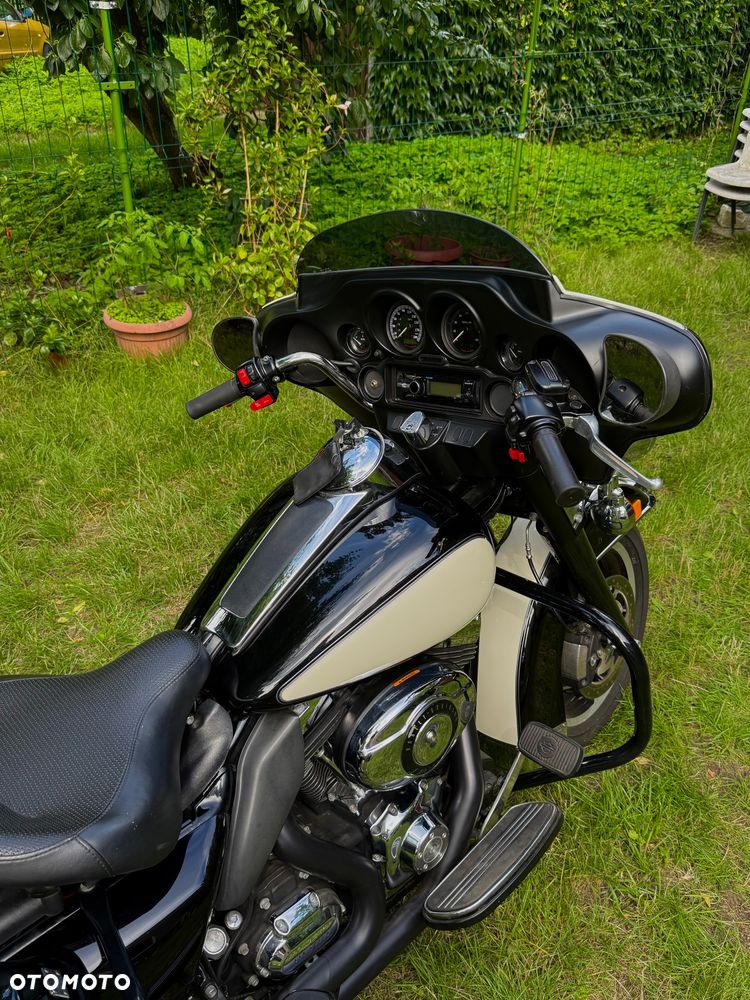 Harley-Davidson FLHT Electra Glide Standard - 5