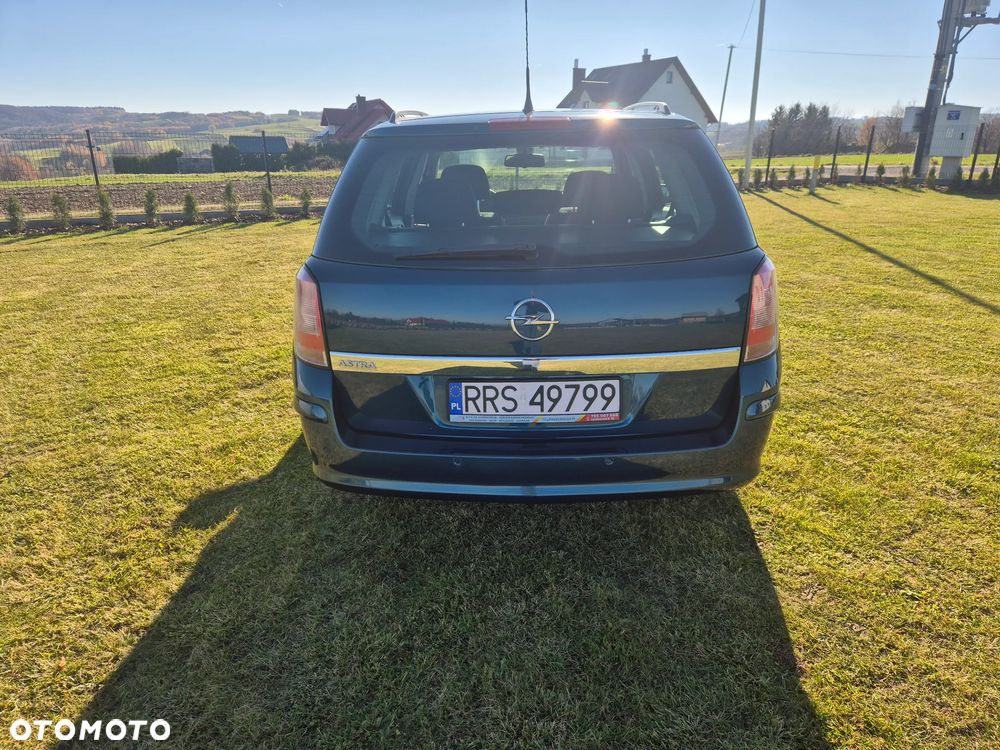 Opel Astra 1.6 Caravan - 6