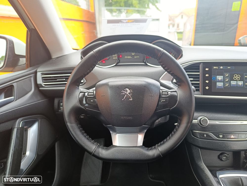 Peugeot 308 SW BlueHDi 120 Stop & Start Active - 11