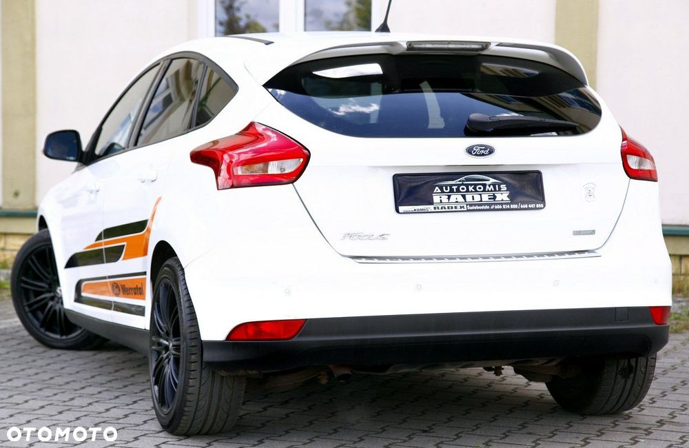 Ford Focus 1.0 EcoBoost Trend Edition - 22