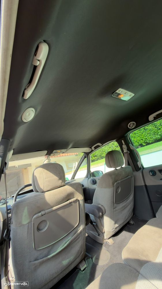 Renault Espace 1.9 dCi Expression 5L - 9