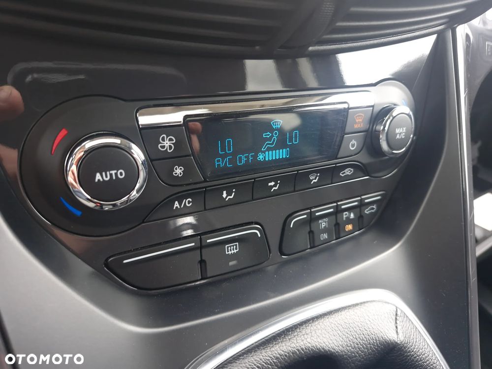 Ford Kuga 2.0 TDCi 4WD Titanium Plus - 40
