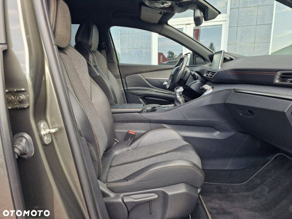Peugeot 3008 - 23