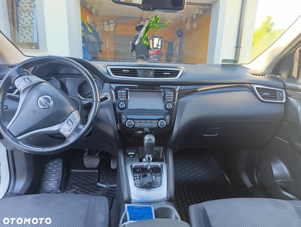 Nissan Qashqai 1.6 DCi Tekna Xtronic - 8