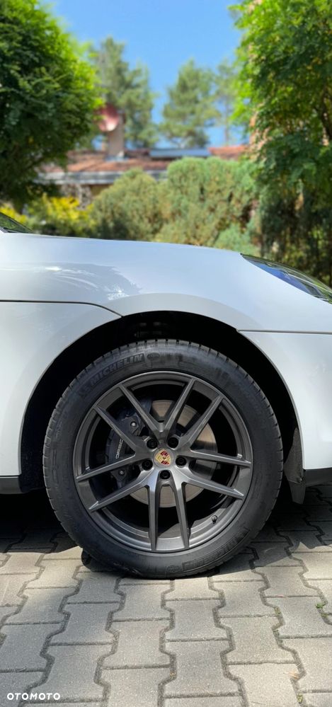 Porsche Macan T - 11