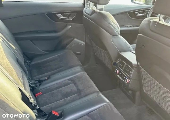 Audi Q7 45 TDI mHEV Quattro S Line Tiptr - 28