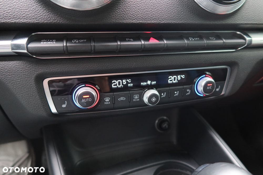 Audi A3 Limousine 1.5 TFSI Sport S tronic - 25