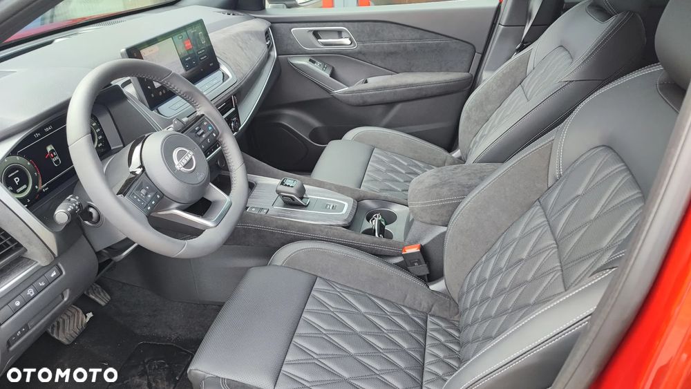 Nissan Qashqai 1.3 DIG-T MHEV Tekna+ Xtronic - 14