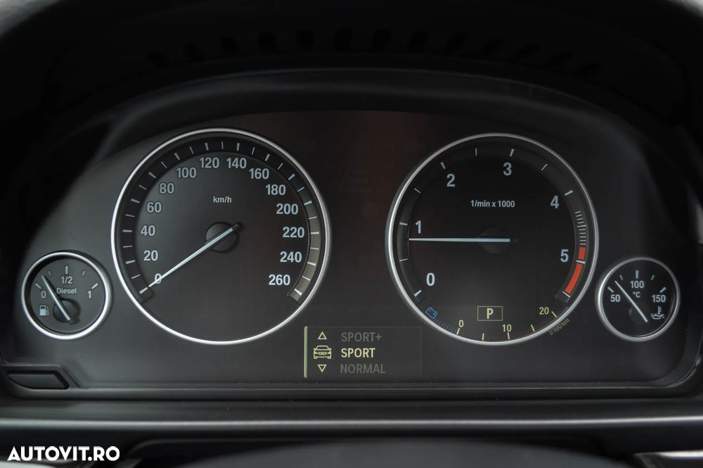 BMW Seria 5 520d Aut. Modern Line - 6