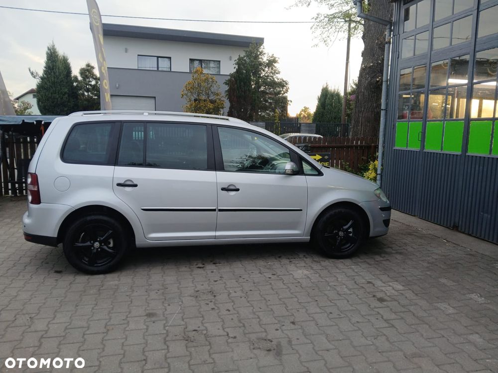 Volkswagen Touran 1.4 TSI DSG Highline - 5