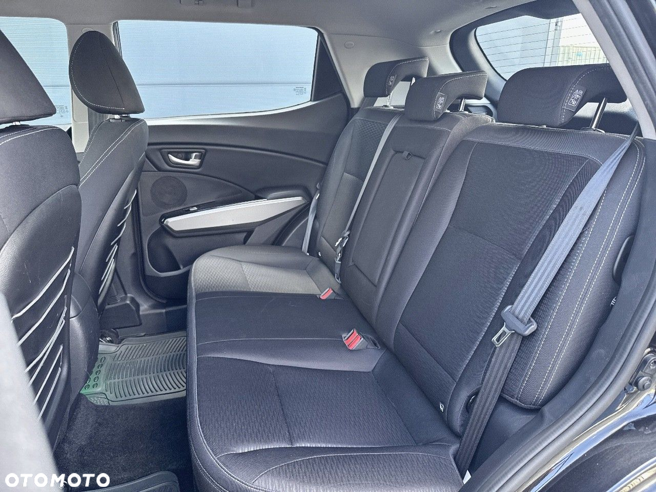 SsangYong/KGM Tivoli - 10