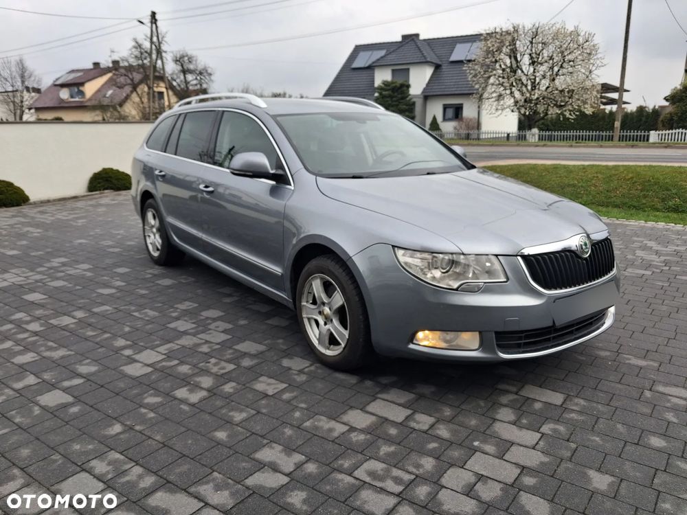 Skoda Superb 2.0 TDI DSG Exclusive - 6