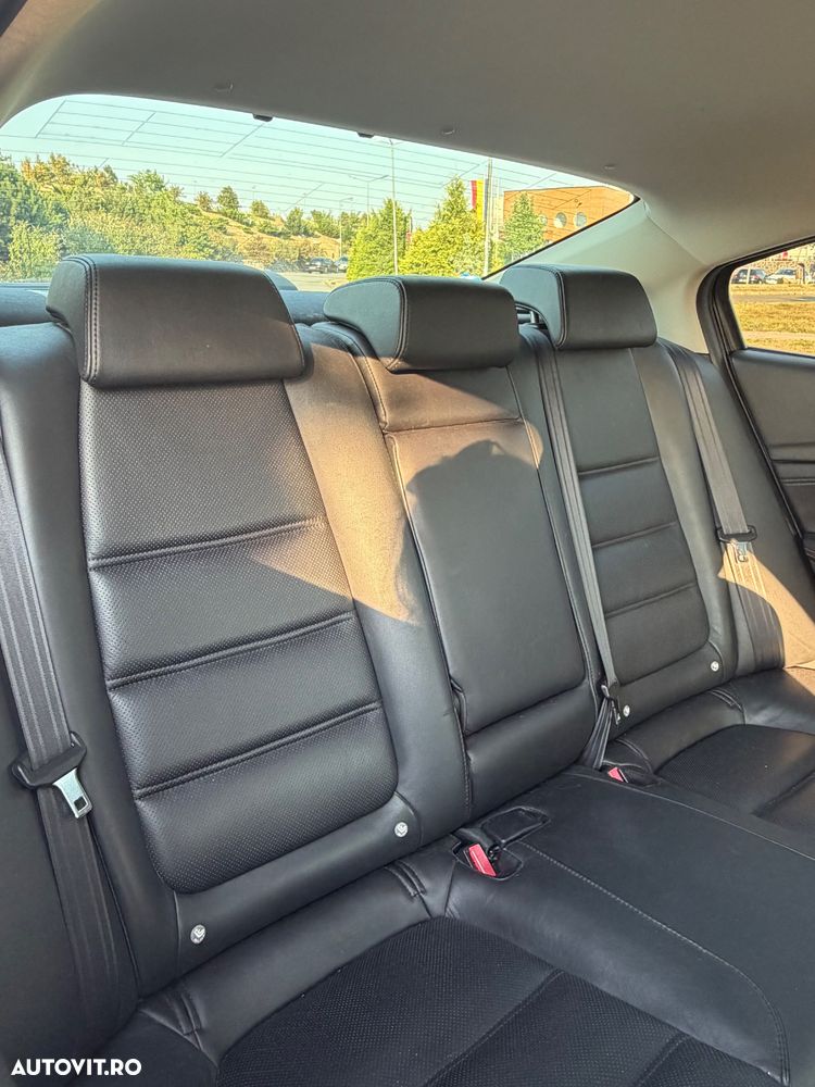 Mazda 6 CD175 AT Revolution Top - 9