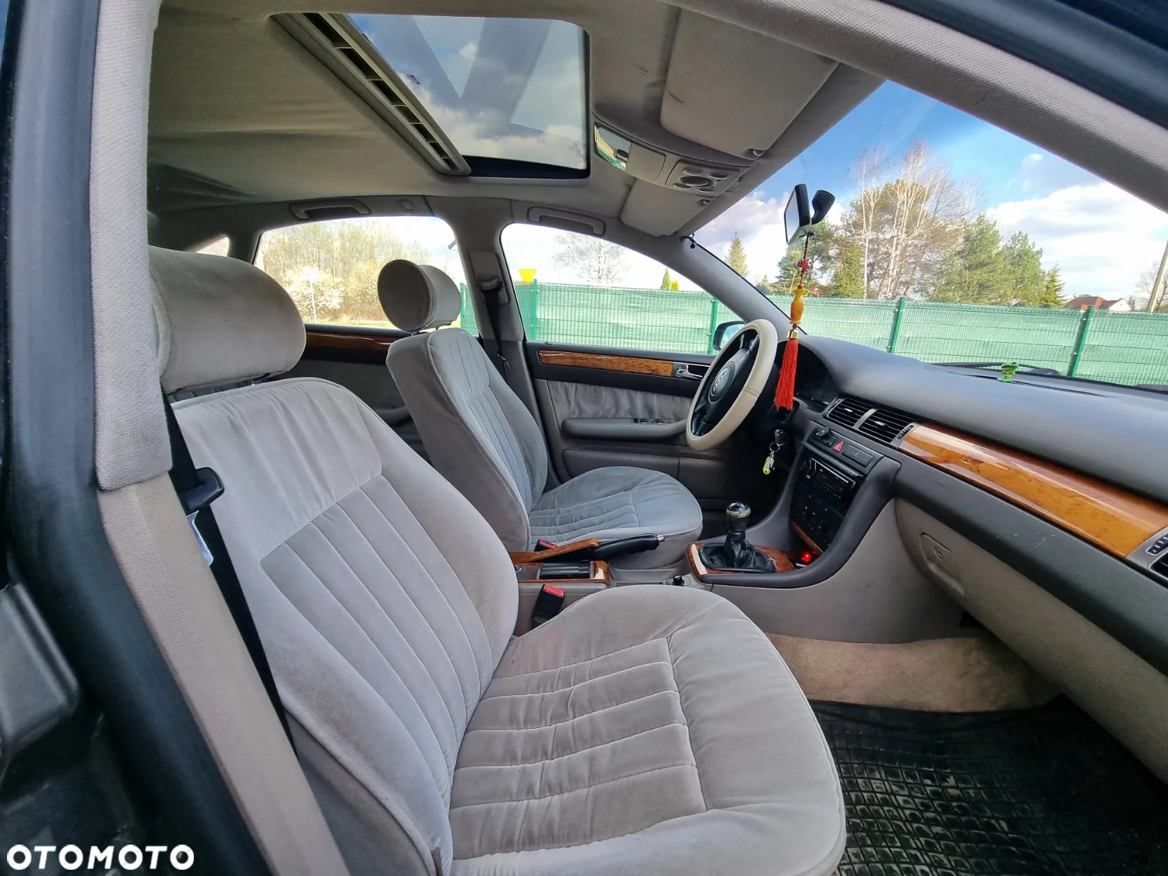 Audi A6 - 4
