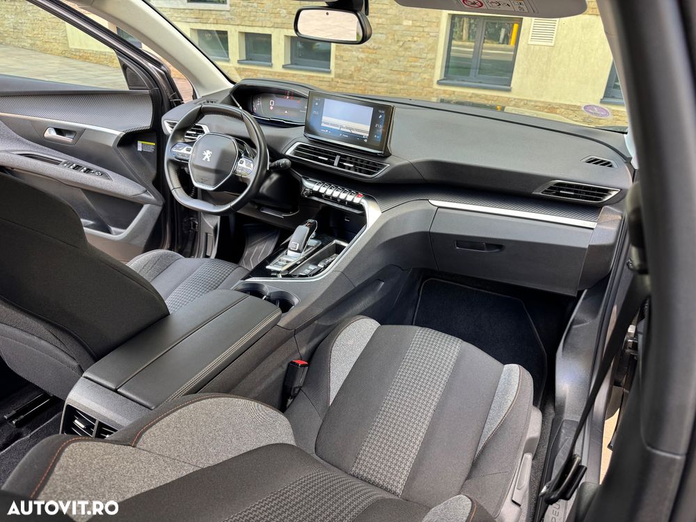 Peugeot 3008 PureTech 130 Stop & Start GPF EAT8 Allure Pack - 9