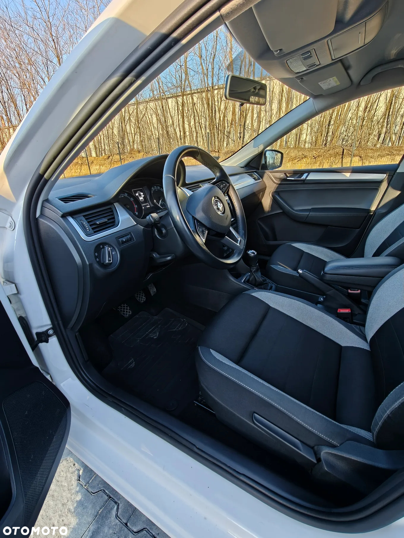 Skoda RAPID 1.0 TSI Ambition - 12