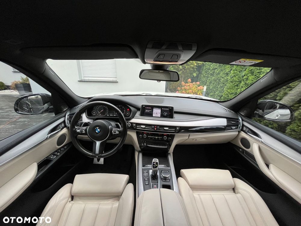 BMW X5 M M50d - 25