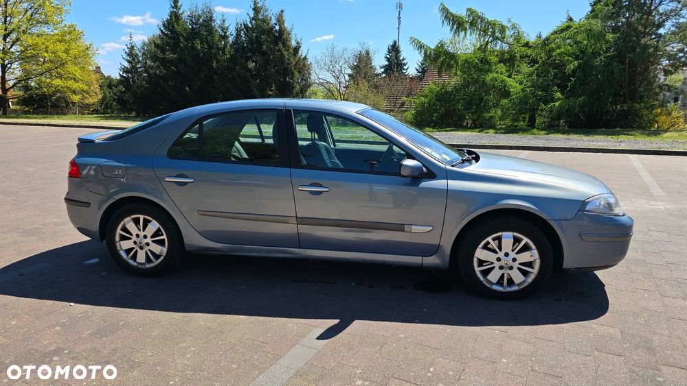 Renault Laguna 2.0 Luxe Privilege - 4