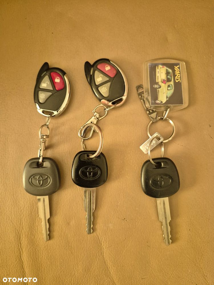 Toyota Yaris 1.0 Luna - 29