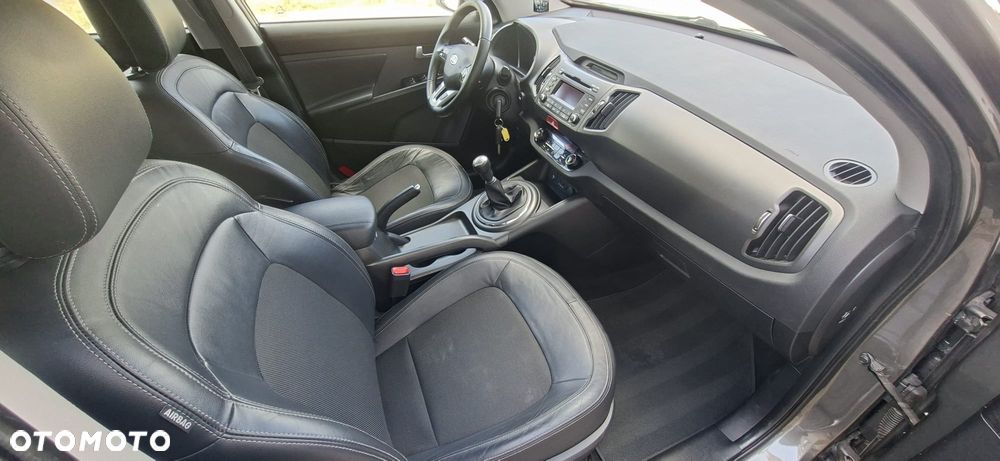 Kia Sportage 2.0 CVVT 2WD Attract - 8