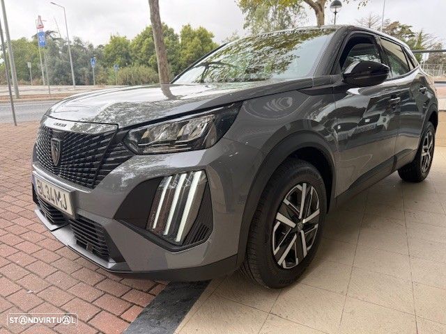 Peugeot 2008 1.2 PureTech Active Pack - 2