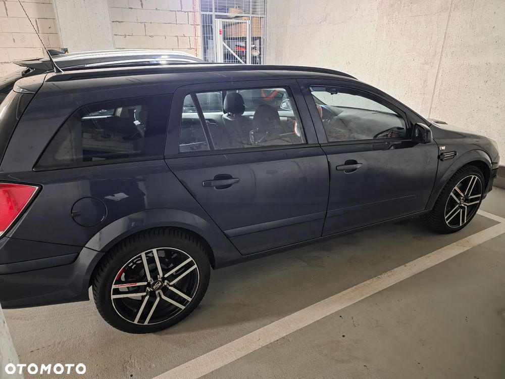 Opel Astra - 4