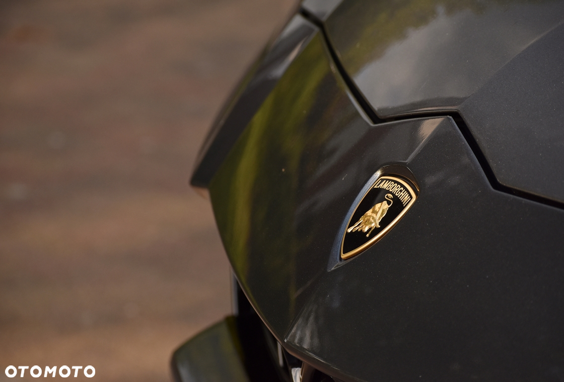 Lamborghini Urus - 6