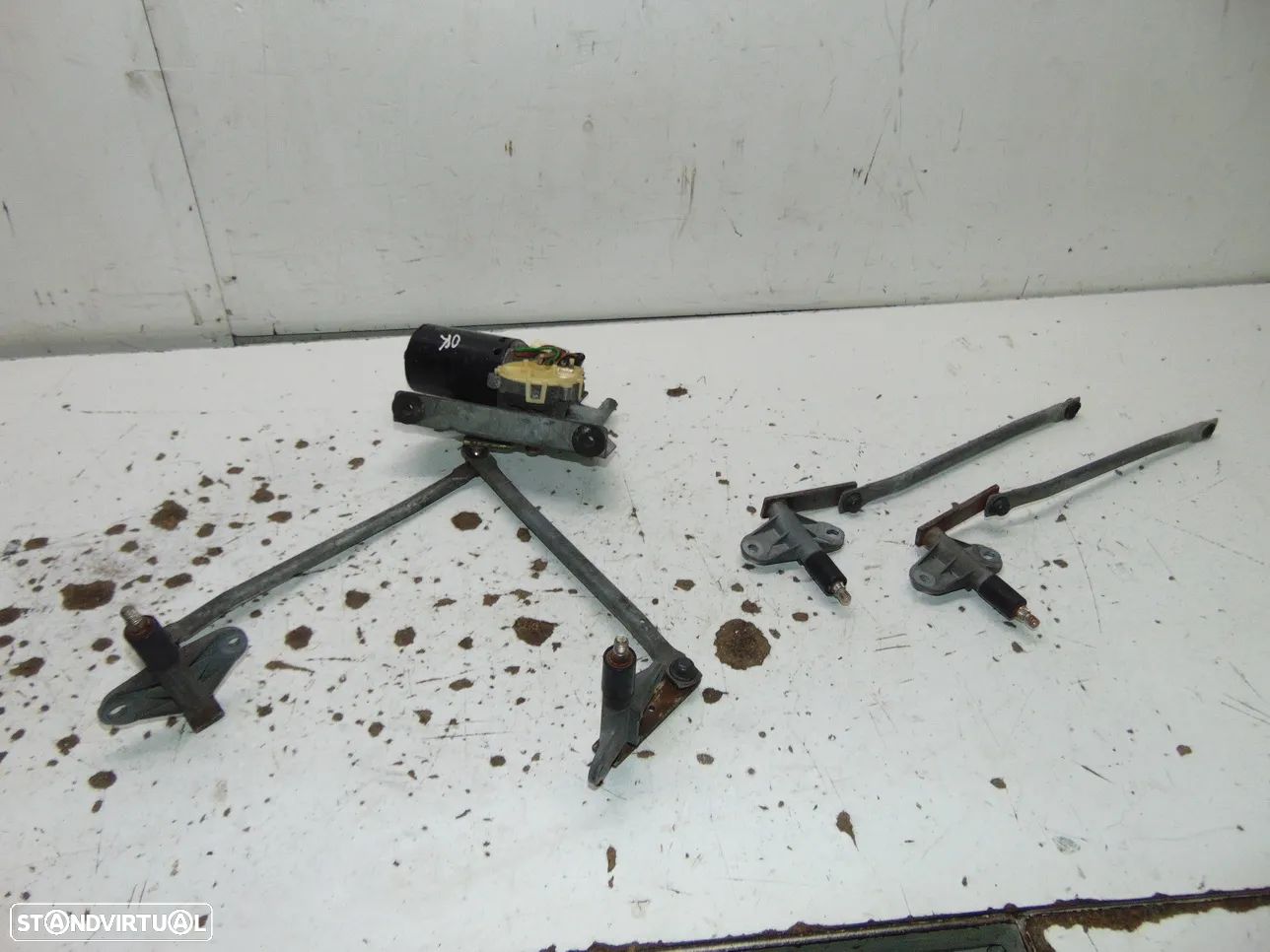 Peugeot 205 motor limpa vidros - 1