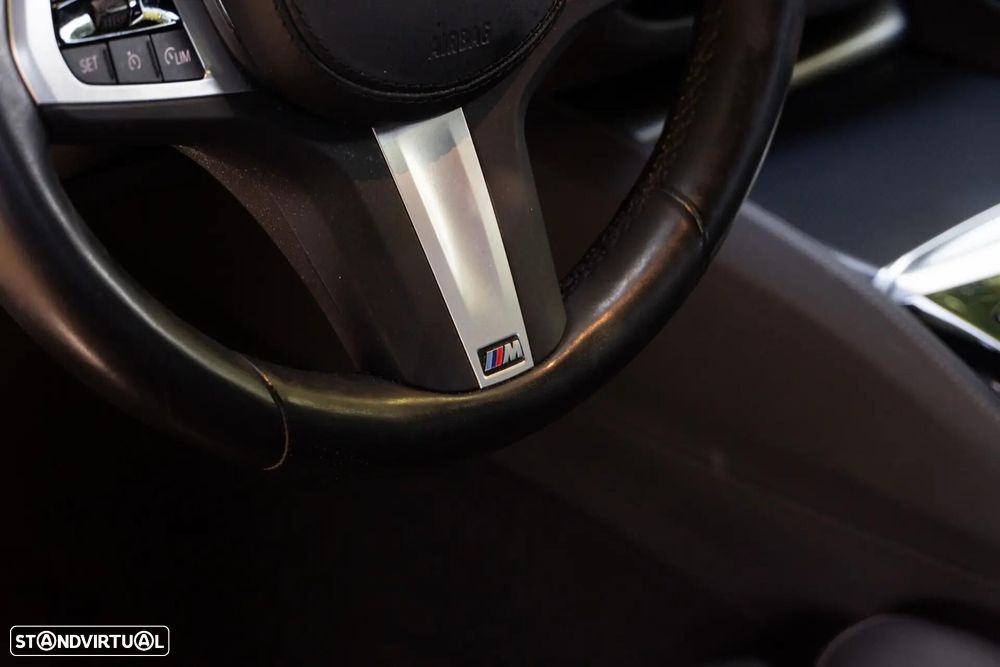 BMW 520 e Pack M - 58