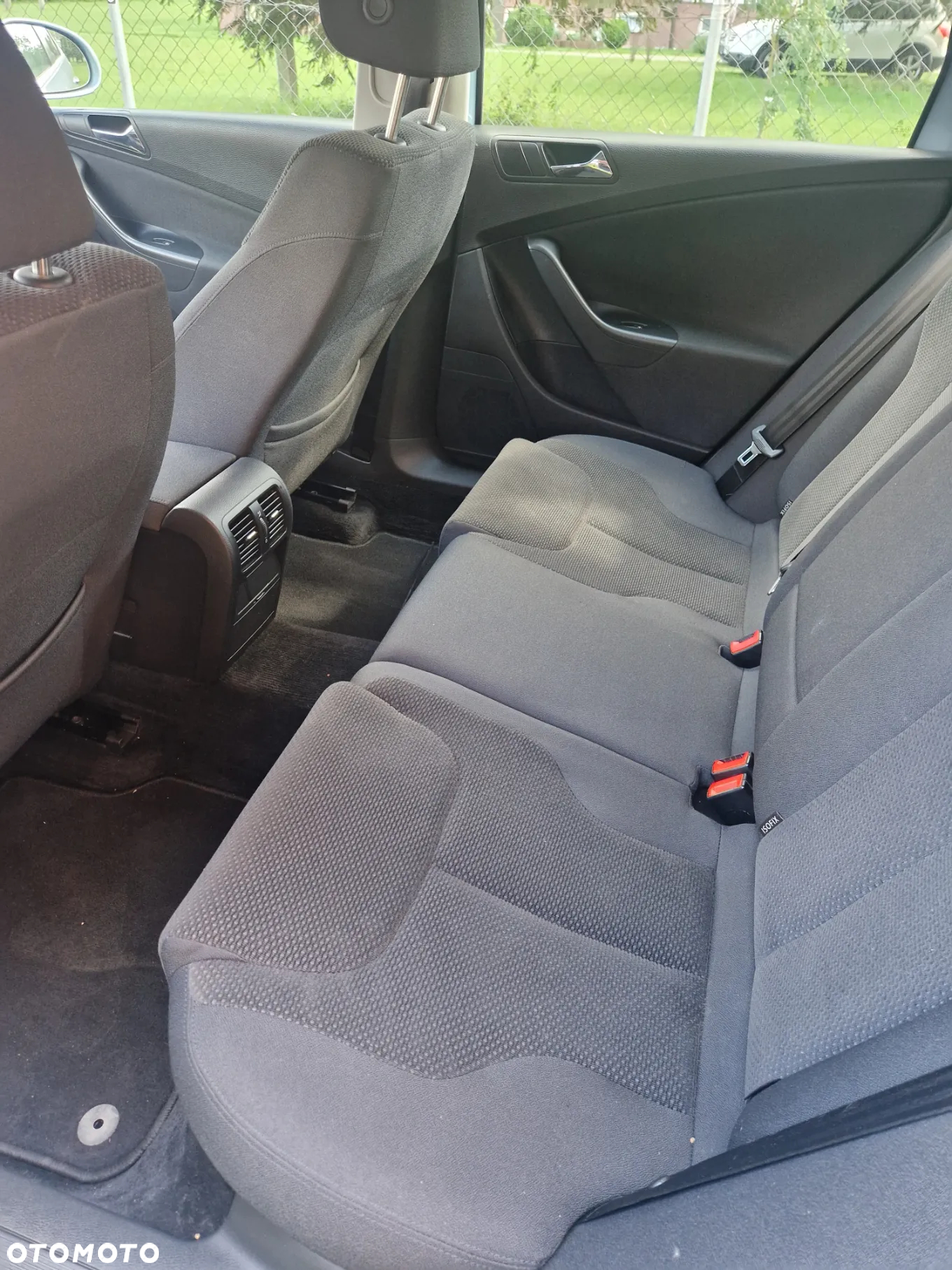 Volkswagen Passat 1.9 TDI Comfortline - 10