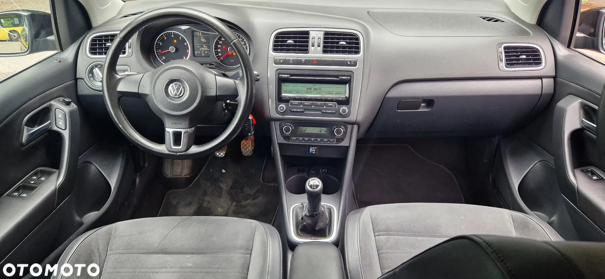Volkswagen Polo 1.4 16V Highline - 9