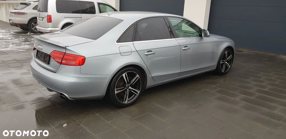 Audi A4 Limousine 3.0 TDI DPF quattro S line Sportpaket (plus) - 5