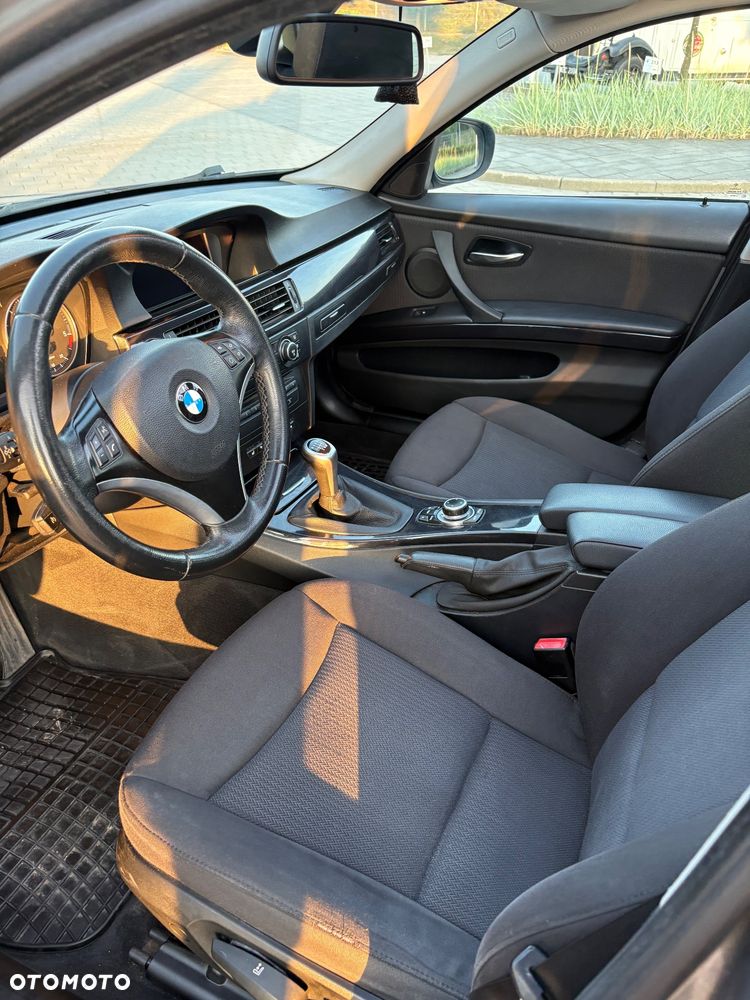 BMW Seria 3 320d - 7