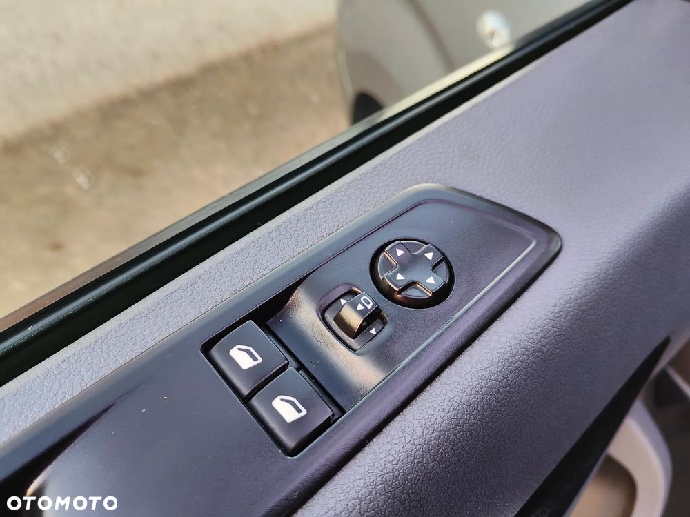 Opel Vivaro Kombi Extra Long 2,8t Enjoy - 33