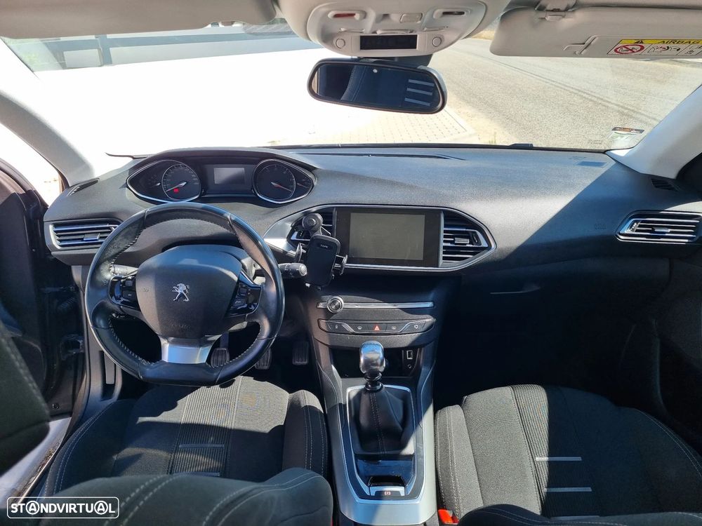 Peugeot 308 1.6 BlueHDi Allure - 12