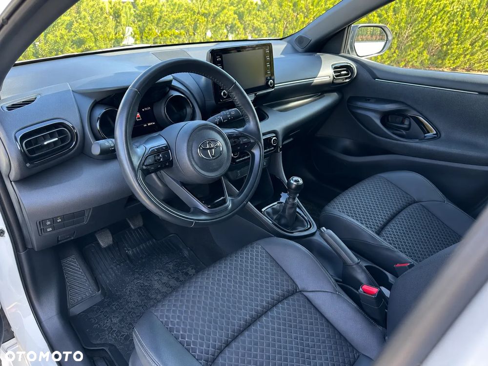 Toyota Yaris 1.5 Selection Style - 6