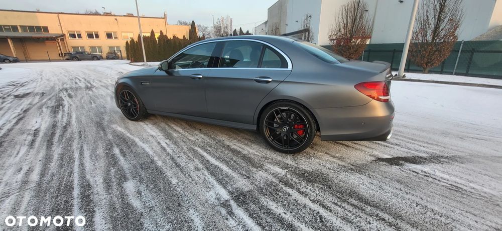 Mercedes-Benz Klasa E AMG 63 S 4Matic+ AMG Speedshift MCT-9G - 9