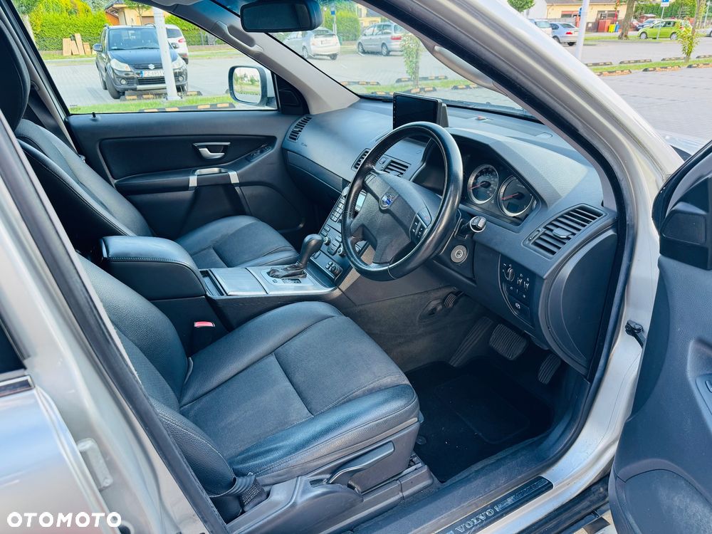 Volvo XC 90 D5 Executive - 9
