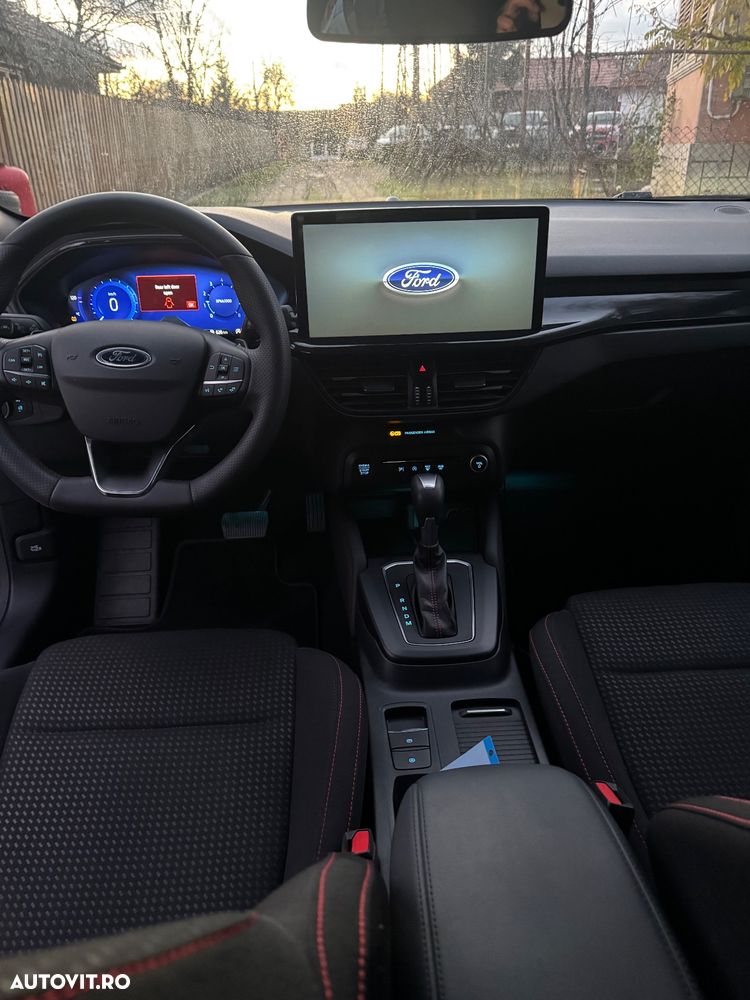 Ford Focus 1.0 EcoBoost MHEV ST-Line X - 6