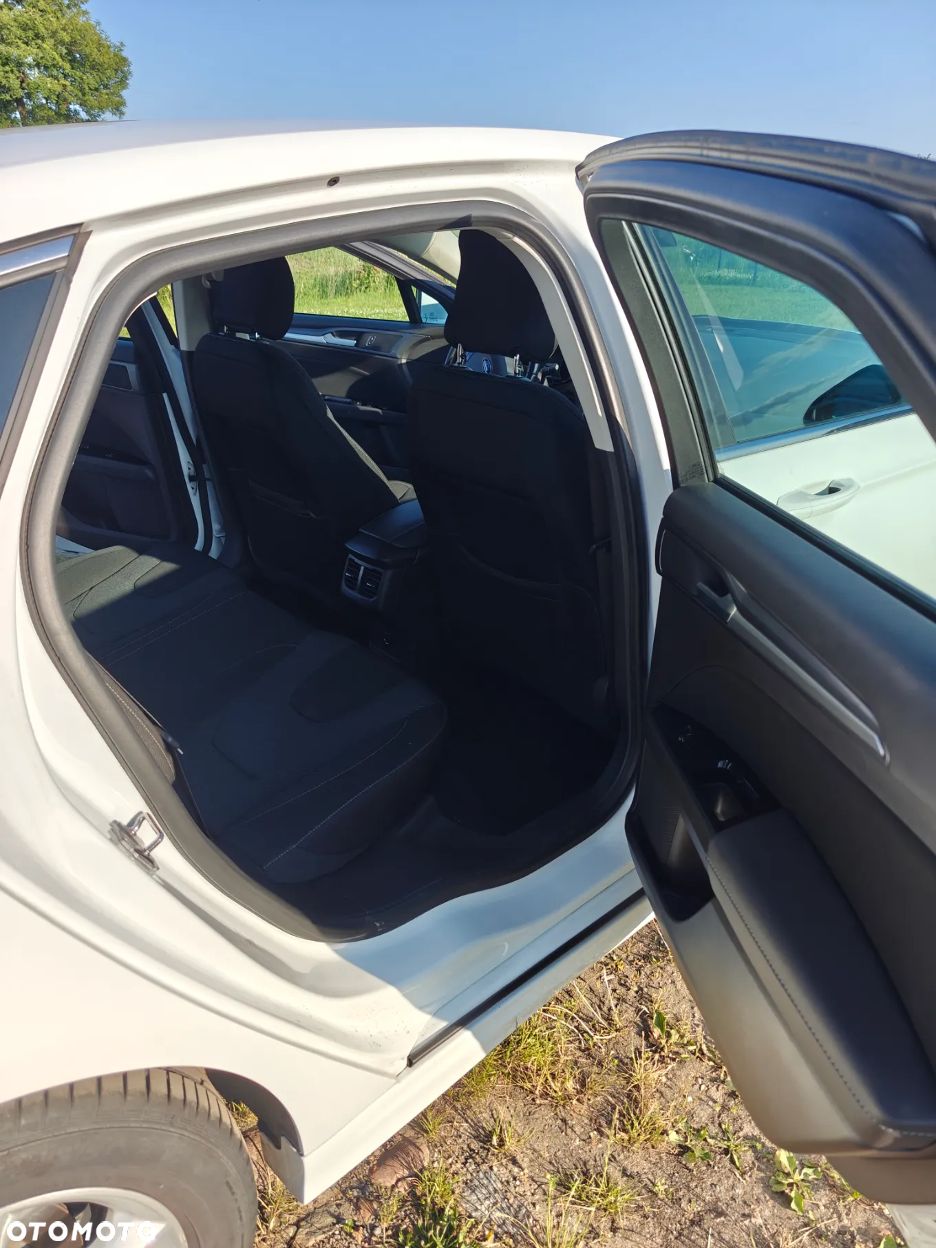 Ford Mondeo 2.0 TDCi Titanium PowerShift - 12
