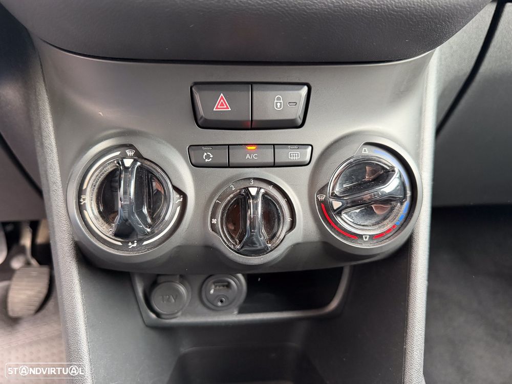 Peugeot 208 1.2 PureTech Active - 26