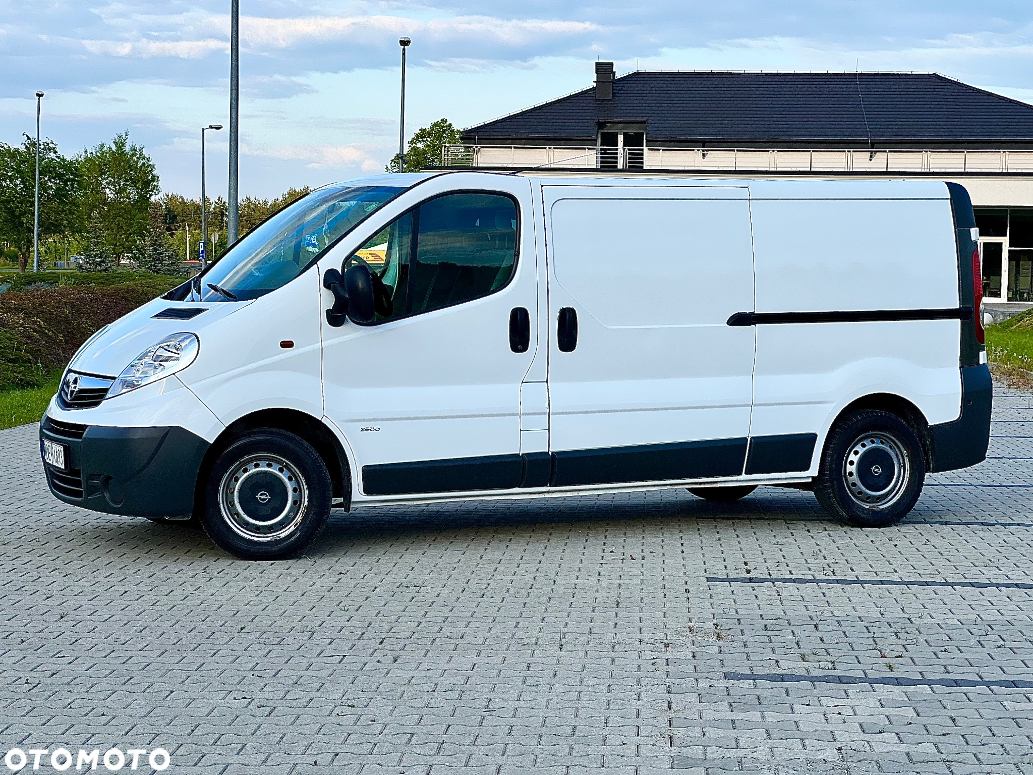 Opel Vivaro - 5